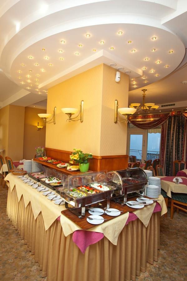 Hotel Polaris III Swinoujscie Kültér fotó