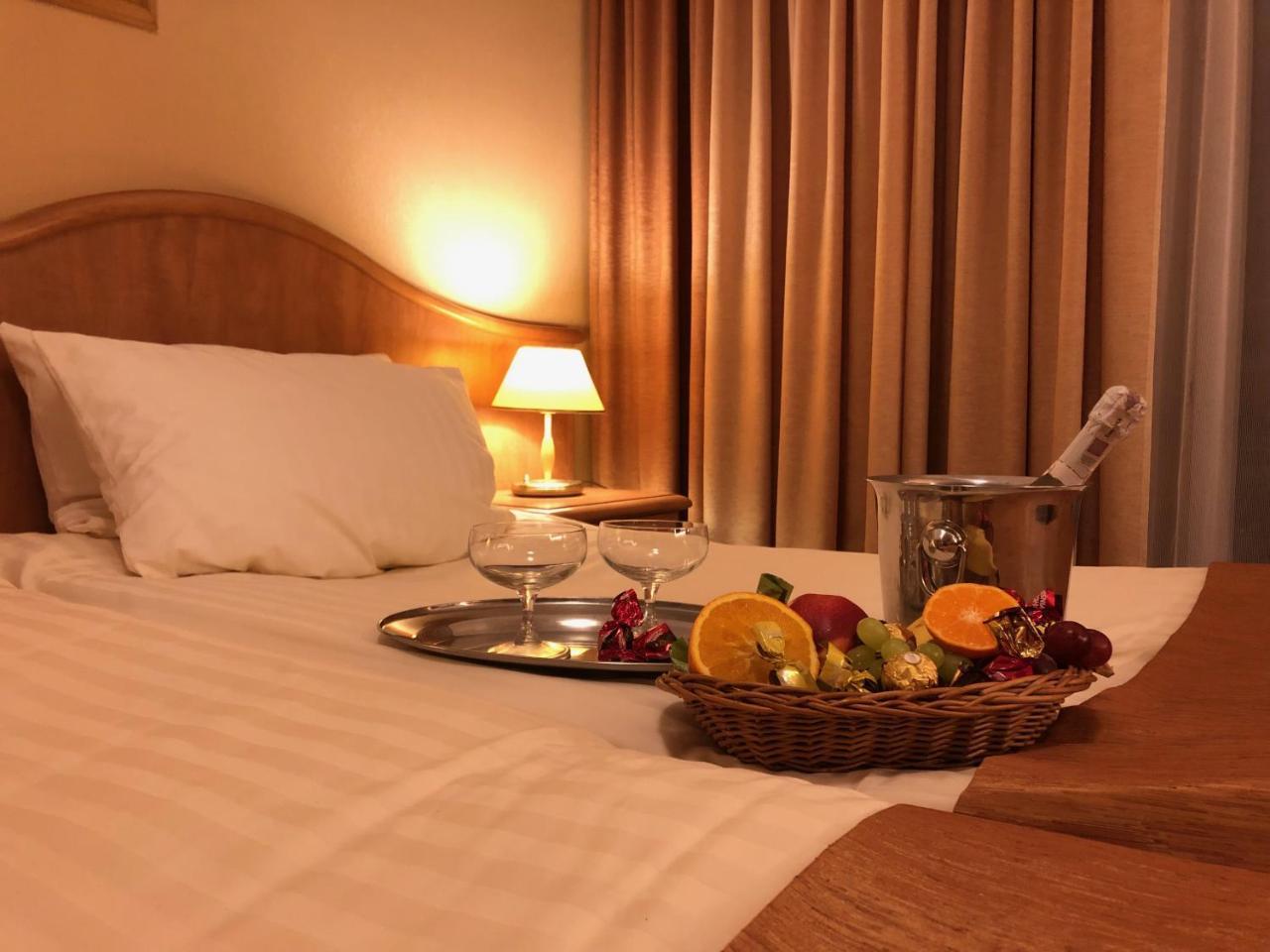 Hotel Polaris III Swinoujscie Kültér fotó