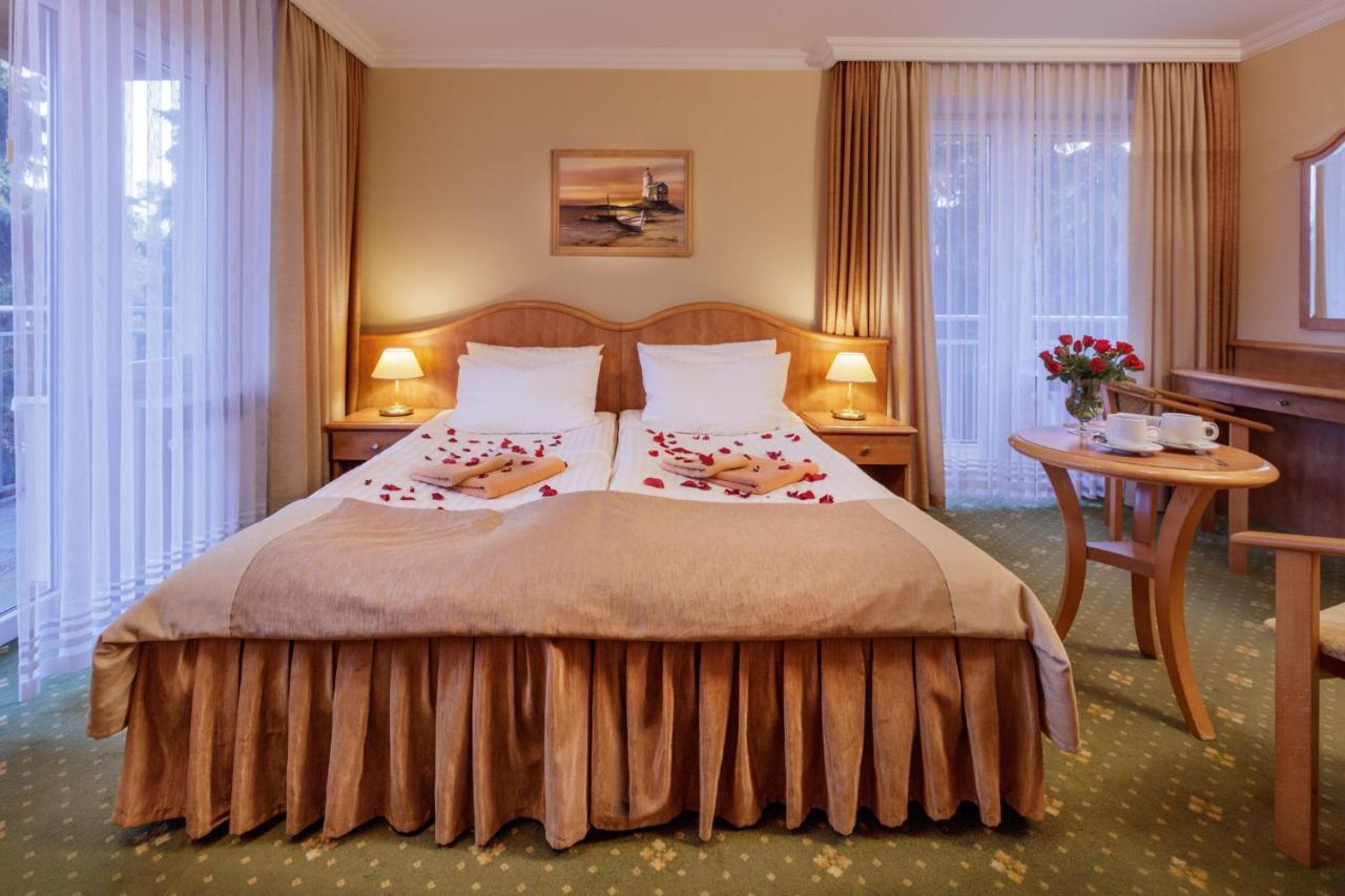 Hotel Polaris III Swinoujscie Kültér fotó