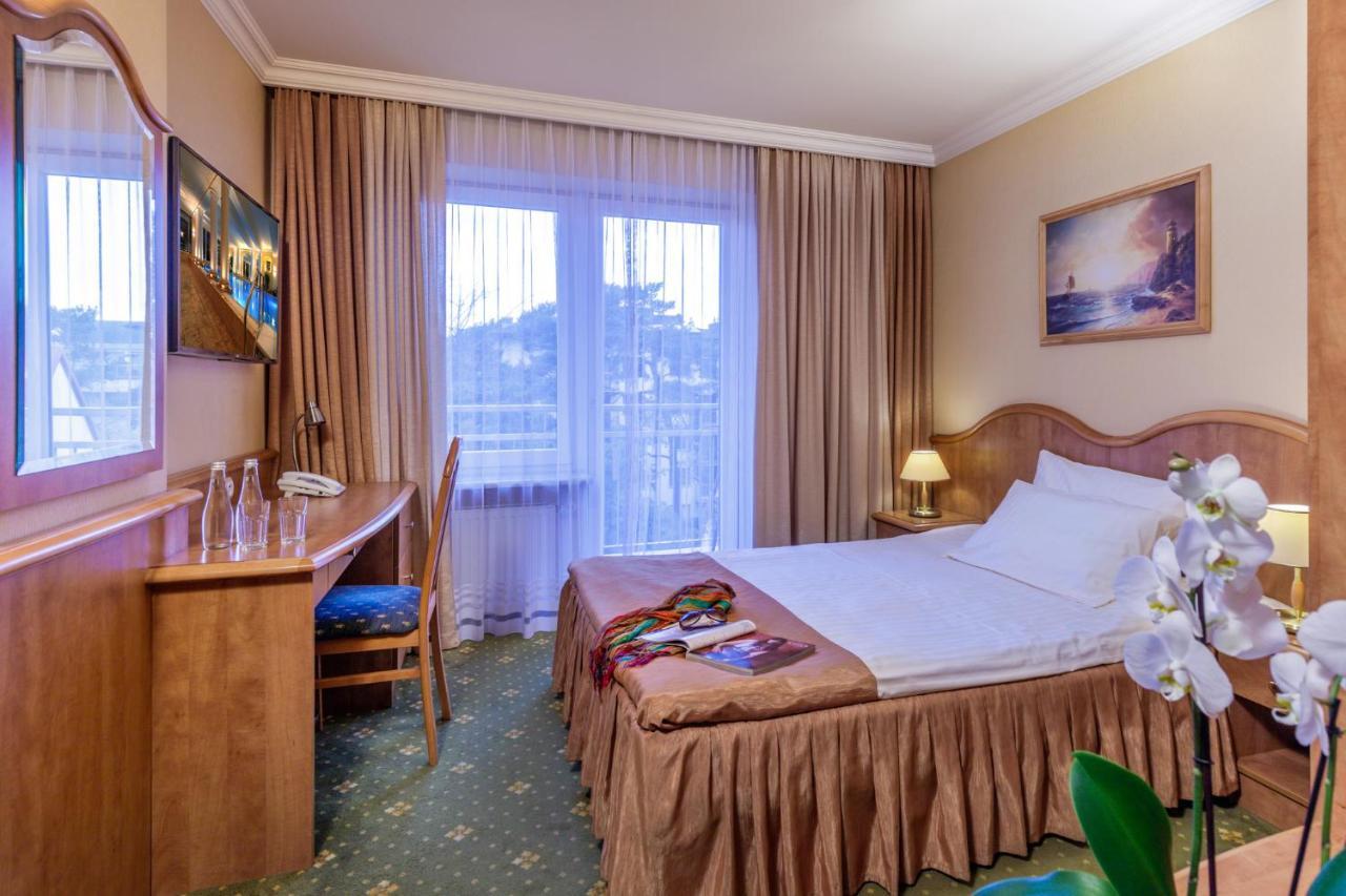 Hotel Polaris III Swinoujscie Kültér fotó
